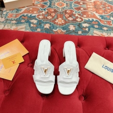 Louis Vuitton Slippers